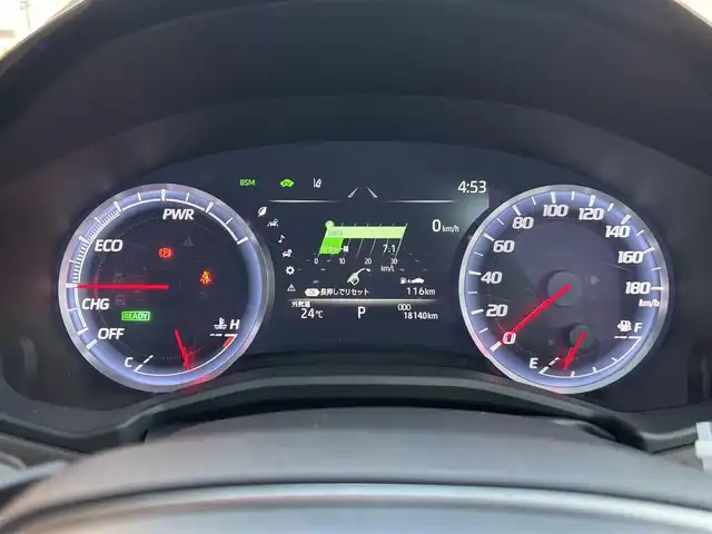 トヨタ クラウン ハイブリッド S Cパッケージ 宮城県 2018(平30)年 1.9万km プレシャスシルバー 登録時走行距離18140km/純正8インチナビ/フルセグTV/バックカメラ/ビルトインETC2.0/ドライブレコーダー/レーダークルーズコントロール/コーナーセンサー/トヨタセーフティセンス/ブラインドスポットモニター/LEDヘッドランプ/オートライト/ヘッドアップディスプレイ/革巻きステアリングホイール/ファブリックシート/シートヒーター/パワーシート/社外20インチアルミホイール/スマートエントリー/スタートシステム/スペアキー/禁煙車