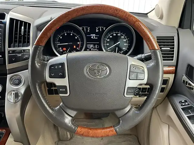 トヨタ ランドクルーザー ZX 長野県 2013(平25)年 9.2万km パール ４WD/サンルーフ/ベージュレザー シート/純正メーカーナビ/バックカメラ/ETC/社外18インチアルミ/社外18インチアルミ夏タイヤ積込/前後コーナーセンサー /ルーフレール/ワンオーナー /保証書/スペアキー
