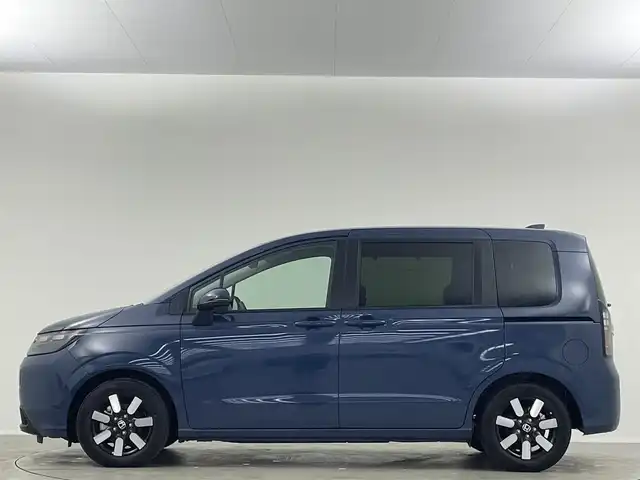 ホンダ フリード ハイブリット e:HEV AIR EX 埼玉県 2025(令7)年 0.1千km 青 登録済未使用車 両側パワースライドドア ブラインドスポットモニター シートヒーター ハーフレザーシート レーダークルーズコントロール コーナーセンサー 衝突軽減システム 純正LEDヘッドライト