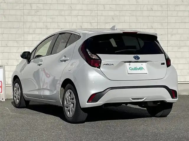 トヨタ アクア G 山口県 2021(令3)年 4.1万km プラチナホワイトパールマイカ 純正ディスプレイオーディオ/（ナビあり）/BT/ETC/LEDライト/コーナーセンサー/レーンアシスト/衝突軽減ブレ―キ/バックカメラ/クルーズコントロール/電動格納ミラー/純正フロアマット