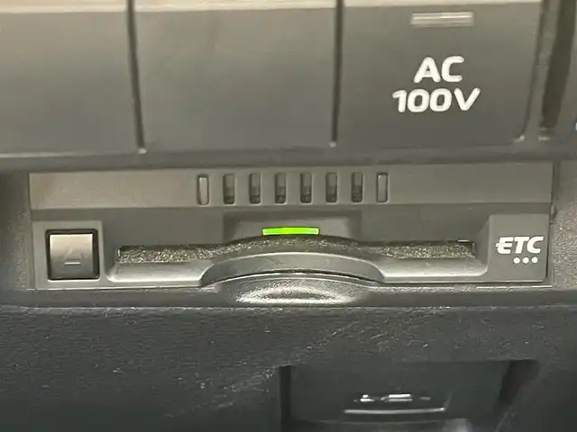 トヨタ アクア G 山口県 2021(令3)年 4.1万km プラチナホワイトパールマイカ 純正ディスプレイオーディオ/（ナビあり）/BT/ETC/LEDライト/コーナーセンサー/レーンアシスト/衝突軽減ブレ―キ/バックカメラ/クルーズコントロール/電動格納ミラー/純正フロアマット