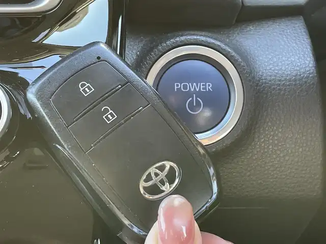 トヨタ アクア G 山口県 2021(令3)年 4.1万km プラチナホワイトパールマイカ 純正ディスプレイオーディオ/（ナビあり）/BT/ETC/LEDライト/コーナーセンサー/レーンアシスト/衝突軽減ブレ―キ/バックカメラ/クルーズコントロール/電動格納ミラー/純正フロアマット