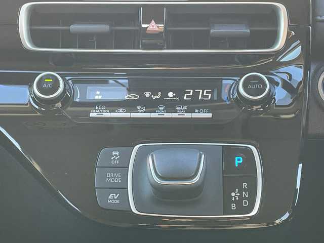 トヨタ アクア G 山口県 2021(令3)年 4.1万km プラチナホワイトパールマイカ 純正ディスプレイオーディオ/（ナビあり）/BT/ETC/LEDライト/コーナーセンサー/レーンアシスト/衝突軽減ブレ―キ/バックカメラ/クルーズコントロール/電動格納ミラー/純正フロアマット