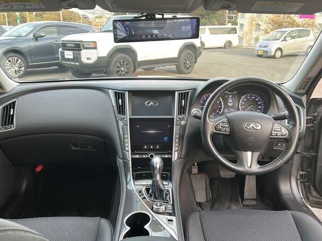 日産 スカイライン 200GT－t 茨城県 2014(平26)年 3.8万km ダークメタルグレー ビーグルダイナミクスコントロール/純正ナビ/　　BT/CD/DVD/ワンセグ/バックカメラ/ドライブレコーダー付デジタルインナーミラー(駐車監視録画付)/インテリジェントクルーズコントロール/パワーシート/ハーフレザーシート/純正17インチアルミホイール/LEDオートライト/アイドリングストップ/スマートキー/ETC