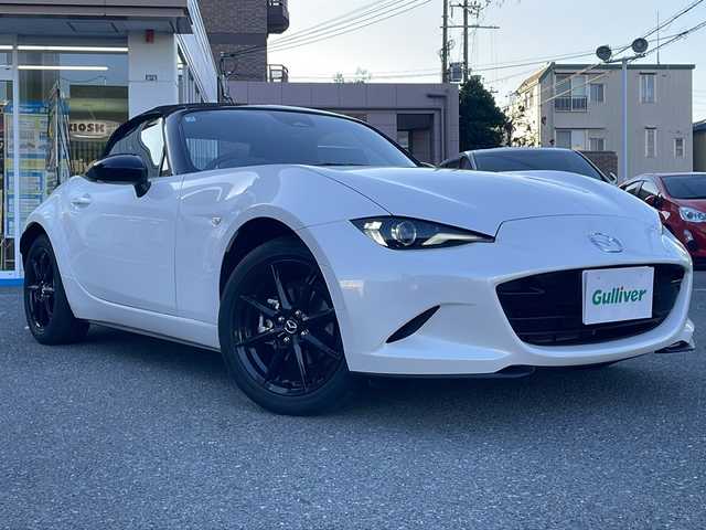 マツダ ロードスター S スペシャルパッケージ 大阪府 2025(令7)年 0.3万km スノーフレイクホワイトパールマイカ 純正ナビ（フルセグTV/Bluetooth/AM・FM）/バックカメラ/シートヒーター（運転席・助手席）/コーナーセンサー/ETC/クルーズコントロール/横滑り防止機能/本革巻きステアリング/プッシュスタート/オートライト/純正16インチアルミホイール