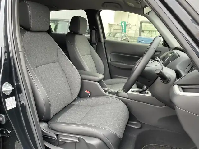 ホンダ フィット e:HEVホーム 東京都 2024(令6)年 0.2万km ミッドナイトブルービームM 純正９型ＳＤナビ＆フルセグ　/ホンダセンシング　/・パーキングセンサーシステム　/・アダプティブクルーズコントロール　/・衝突軽減ブレーキ　/・路外逸脱警報システム　/・歩行者事故低ステアリング/・標識認識機能/・先行車発進お知らせ機能/・路外逸脱警報/・車線維持支援システム/・トラフィックジャムアシスト/・オートハイビーム/ＬＥＤヘッドライト　/ビルトインETC/プッシュエンジンスタート/純正フロアマット/保証書＆取説/Wエアバック＆ABS