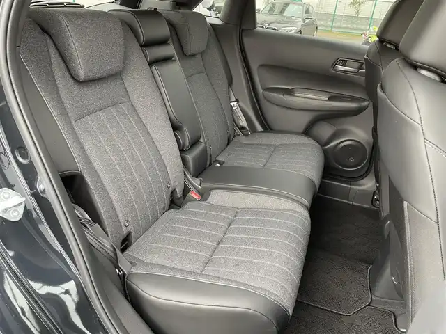 ホンダ フィット e:HEVホーム 東京都 2024(令6)年 0.2万km ミッドナイトブルービームM 純正９型ＳＤナビ＆フルセグ　/ホンダセンシング　/・パーキングセンサーシステム　/・アダプティブクルーズコントロール　/・衝突軽減ブレーキ　/・路外逸脱警報システム　/・歩行者事故低ステアリング/・標識認識機能/・先行車発進お知らせ機能/・路外逸脱警報/・車線維持支援システム/・トラフィックジャムアシスト/・オートハイビーム/ＬＥＤヘッドライト　/ビルトインETC/プッシュエンジンスタート/純正フロアマット/保証書＆取説/Wエアバック＆ABS