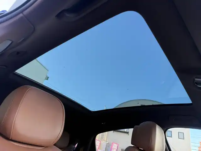 ポルシェ カイエン クーペ 愛知県 2020(令2)年 5.3万km キャララホワイトメタリック /禁煙//正規ディーラー車/【メーカーオプション】/・フロアマット/・イオナイザー/・ステアリングヒーター/・5人乗りシート/・21インチスパイダーホイール/・シートベンチレーション/・PDLS付LEDヘッドライト/・シートベルトブラウン/・レーンキープアシスト/・14wayシート/・プライバシーガラス/・コンフォートアクセス/・自動防眩ミラー//スポーツクロノ//パノラマルーフ//ドライブレコーダー//ETC2.0//パワーバックドア//茶革シート//前後シートヒーター//アイドリングストップ//革巻きステアリング//ステアリングスイッチ//パドルシフト//オートリトラウィンカーミラー//スマートキー//電動リアスポイラー//ポルシェアクティブセーフ//サラウンドアシスト//パークアシスト//ACC//BSM//メーカーナビ//全方位カメラ//BT/AM/FM//オフロードモード//電子パーキング//SPORT/SPORT＋/NORMALモード//バーチャルコックピット//横滑り防止//保証書//取扱説明書//スペアキー