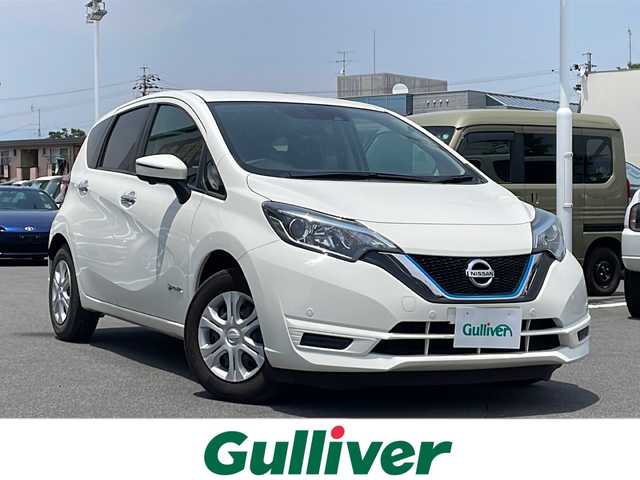 日産 ノート e－パワー X 長野県 2018(平30)年 3.3万km ホワイト 純正ナビ（CD/TV/Bluetooth） MJ117D-W　/アラウンドビューモニター（全周囲カメラ）　/インテリジェント ルームミラー　/プッシュスタート　/エマージェンシーブレーキ（衝突被害軽減）　/LDW　車線逸脱防止警報　/フロント & バックソナー　/踏み間違い防止アシスト　/オートエアコン　/オートライト　/オートハイビーム　/ETC　/インテリジェントキーシステム　/保　