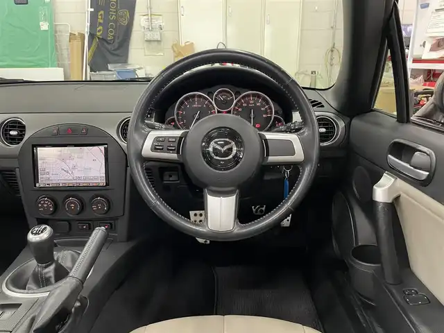 マツダ ロードスター Blaze Edition RHT 千葉県 2007(平19)年 5.2万km ラディアントエボニーマイカ 専用カラー（ラディアントエボニーマイカ）/専用BBS17インチAW/専用サンドベージュ本革シート/純正HDDナビ/BOSEサウンドシステム/純正ビルシュタインダンパー/HIDヘッドライト/電動オープン/H19.20.21.22.23.24.26.27.28.29.R3.4年ディーラー記録簿有