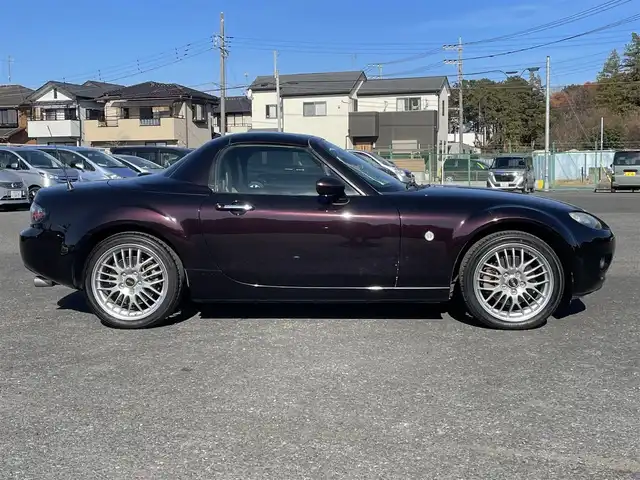 マツダ ロードスター Blaze Edition RHT 千葉県 2007(平19)年 5.2万km ラディアントエボニーマイカ 専用カラー（ラディアントエボニーマイカ）/専用BBS17インチAW/専用サンドベージュ本革シート/純正HDDナビ/BOSEサウンドシステム/純正ビルシュタインダンパー/HIDヘッドライト/電動オープン/H19.20.21.22.23.24.26.27.28.29.R3.4年ディーラー記録簿有