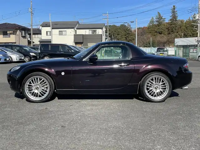マツダ ロードスター Blaze Edition RHT 千葉県 2007(平19)年 5.2万km ラディアントエボニーマイカ 専用カラー（ラディアントエボニーマイカ）/専用BBS17インチAW/専用サンドベージュ本革シート/純正HDDナビ/BOSEサウンドシステム/純正ビルシュタインダンパー/HIDヘッドライト/電動オープン/H19.20.21.22.23.24.26.27.28.29.R3.4年ディーラー記録簿有