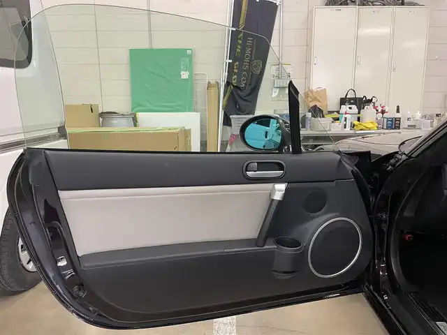 マツダ ロードスター Blaze Edition RHT 千葉県 2007(平19)年 5.2万km ラディアントエボニーマイカ 専用カラー（ラディアントエボニーマイカ）/専用BBS17インチAW/専用サンドベージュ本革シート/純正HDDナビ/BOSEサウンドシステム/純正ビルシュタインダンパー/HIDヘッドライト/電動オープン/H19.20.21.22.23.24.26.27.28.29.R3.4年ディーラー記録簿有