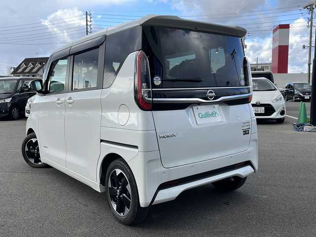 日産 ルークス HWS X プロパイロットED 岐阜県 2020(令2)年 0.8万km ホワイトパール 純正9インチナビ/フルセグTV/アラウンドビューモニター/両側パワースライドドア/エマージェンシーブレーキ/プロパイロット/純正アルミホイール/LEDヘッドライト/ドライブレコーダー/プッシュスタート/電動格納ミラー/ETC