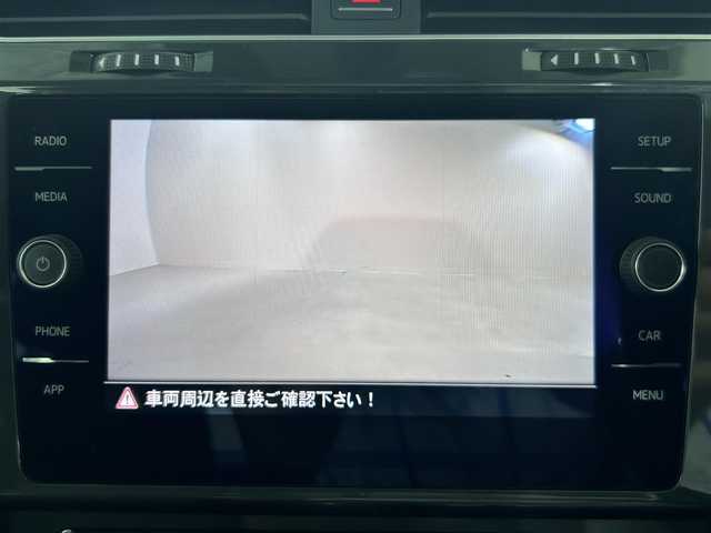 フォルクスワーゲン ゴルフ TSIトレンドライン 佐賀県 2018(平30)年 3.4万km 赤 純正ディスプレイオーディオ/Bluetooth/CD/AUX/USB/バックカメラ/前後ドライブレコーダー/電動パーキングブレーキ/オートブレーキホールド/衝突被害軽減システム/フロアマット/ハロゲンライト/オートライト/保証書/取扱説明書