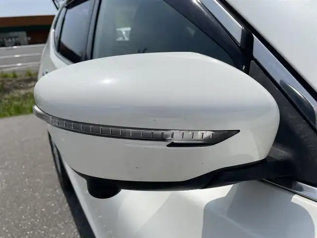 日産 エクストレイル 20X エマージェンシーブレーキ 青森県 2015(平27)年 9.9万km ブリリアントホワイトパール パートタイム4WD/純正メモリナビ/　 CD/DVD/AUX/USB/BT/フルセグTV/バックカメラ/全方位カメラ/クルーズコントロール/LEDオートライト/フォグランプ/純正17インチアルミホイール/シートヒーター/ダウンヒルアシストコントロール/ルーフレール/ブラインドスポットモニタリング/スマートキー/ETC