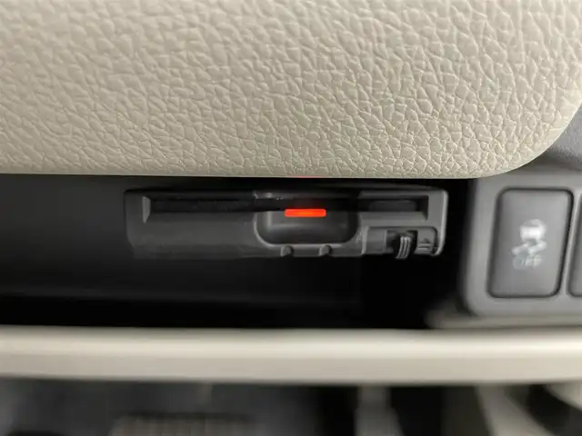 日産 デイズ X 滋賀県 2019(平31)年 7.7万km プレミアムオリーブメタリック 純正7インチナビ[CD/DVD/Bluetooth/AUX]/全方位カメラ/ETC/ドライブレコーダー/ステアリンスリモコン/プッシュスタート/電動格納ミラー/スペアキー/アイドリングストップ/前後コーナーセンサー