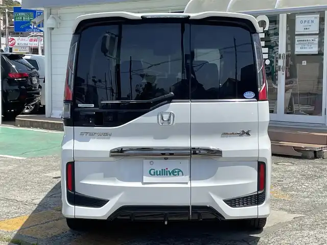 ホンダ ステップワゴン モデューロX 神奈川県 2017(平29)年 10.1万km ホワイトオーキッドパール ワンオーナー/純正9インチインターナビ/　（CD・DVD・Bluetooth）/フルセグTV/両側パワースライドドア/バックカメラ/ハーフレザーシート/アダプティブクルーズコントロール/プラズマクラスター搭載LED照明/前方ドライブレコーダー/Modulo X専用17インチAW/スマートキー×2/保証書/取扱説明書/H29/30/R1/R2/R4/R6記録簿有り