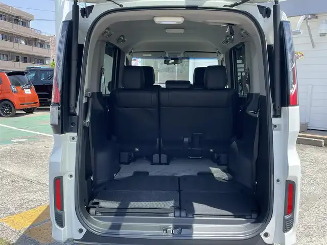 ホンダ ステップワゴン モデューロX 神奈川県 2017(平29)年 10.1万km ホワイトオーキッドパール ワンオーナー/純正9インチインターナビ/　（CD・DVD・Bluetooth）/フルセグTV/両側パワースライドドア/バックカメラ/ハーフレザーシート/アダプティブクルーズコントロール/プラズマクラスター搭載LED照明/前方ドライブレコーダー/Modulo X専用17インチAW/スマートキー×2/保証書/取扱説明書/H29/30/R1/R2/R4/R6記録簿有り