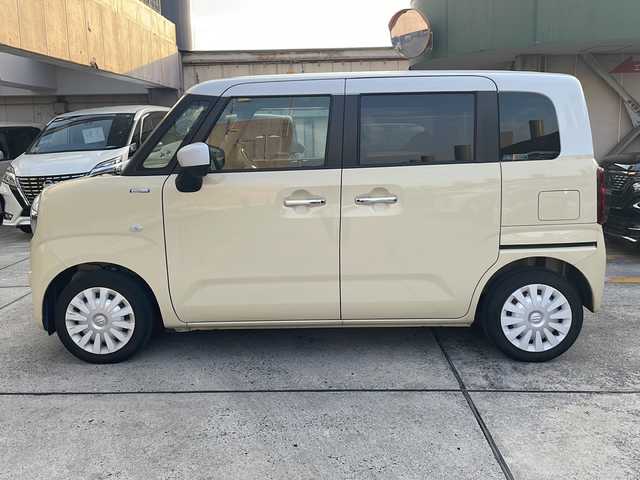 スズキ ワゴンＲ スマイル HYBRID S 広島県 2022(令4)年 2.1万km シフォンアイボリーメタリック 禁煙車/純正SDナビ/(BT/DVD/CD/USB)/フルセグテレビ/アラウンドビューモニター/レーンキープアシスト/プッシュスタート/コーナーセンサー/アイドリングストップ/純正LEDヘッドライト/オートマチックハイビーム/オートライト/シートヒーター(D)/ベンチシート/ビルトインETC/純正フロアマット/スペアキー/ドラレコ