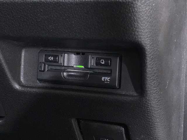スズキ ワゴンＲ スマイル HYBRID S 沖縄県 2022(令4)年 2.1万km シフォンアイボリーメタリック 県外仕入れ/禁煙車/両側パワースライドドア/デュアルカメラブレーキサポート/社外8インチSDナビ/(BT/DVD/CD/USB/フルセグテレビ)/ステアリングスイッチ/全方位カメラ/車線逸脱抑制機能/後方コーナーセンサー/前後ドライブレコーダー/プッシュスタート/オートライト/シートヒーター/ETC/純正フロアマット/スペアキー/USBポート