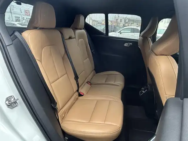 ボルボ ＸＣ４０ T4 AWD インスクリプション 埼玉県 2019(令1)年 2.9万km 白 純正ナビ　/Bluetooth接続/フルセグテレビ/バックカメラ/純正アルミホイール/パワーシート/シートヒーター/ACC