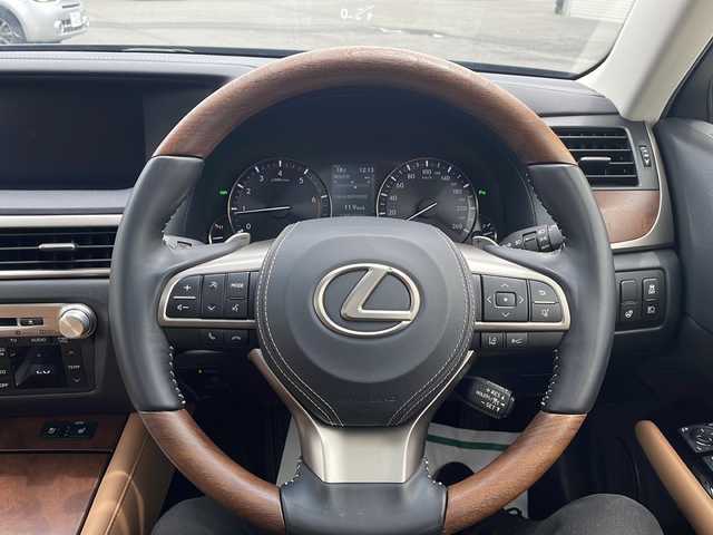 レクサス ＧＳ 300 バージョンL 山梨県 2019(令1)年 2.1万km ダークグレーマイカ ワンオーナー/バックカメラ/ETC/サンルーフ/アイドリングストップ/三眼LEDヘッドライト/Bluetooth再生/メモリ付きパワーシート/全席シートヒーター/ベンチレーション/ブラインドスポットモニター　/電動リアゲート　/スマートキー/衝突軽減装置/レザーシート/フルセグ/クリアランスソナー