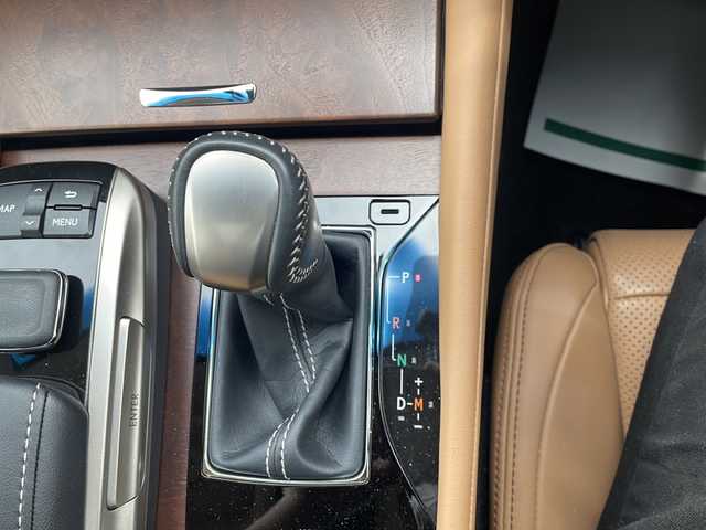 レクサス ＧＳ 300 バージョンL 山梨県 2019(令1)年 2.1万km ダークグレーマイカ ワンオーナー/バックカメラ/ETC/サンルーフ/アイドリングストップ/三眼LEDヘッドライト/Bluetooth再生/メモリ付きパワーシート/全席シートヒーター/ベンチレーション/ブラインドスポットモニター　/電動リアゲート　/スマートキー/衝突軽減装置/レザーシート/フルセグ/クリアランスソナー