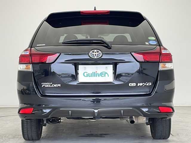 トヨタ カローラ フィールダー 1．5G ダブルバイビー 愛知県 2016(平28)年 4.5万km ブラックマイカ 衝突軽減システム/純正ナビ/フルセグ/CD DVD/Bluetooth/バックカメラ/コーナーセンサー/純正アルミホイール/LEDヘッドライト/オートマチックハイビーム/ドライブレコーダー/ETC/ステアリングスイッチ/スマートキー/プッシュスタート