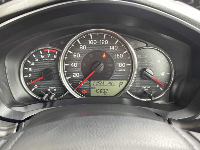 トヨタ カローラ フィールダー 1．5G ダブルバイビー 愛知県 2016(平28)年 4.5万km ブラックマイカ 衝突軽減システム/純正ナビ/フルセグ/CD DVD/Bluetooth/バックカメラ/コーナーセンサー/純正アルミホイール/LEDヘッドライト/オートマチックハイビーム/ドライブレコーダー/ETC/ステアリングスイッチ/スマートキー/プッシュスタート