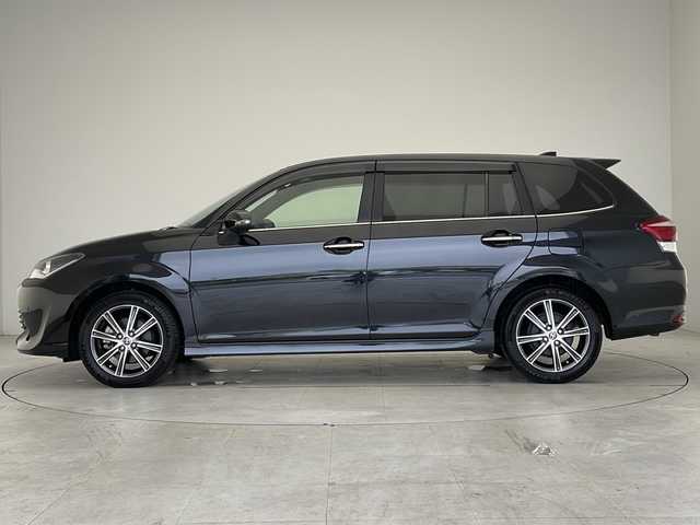 トヨタ カローラ フィールダー 1．5G ダブルバイビー 愛知県 2016(平28)年 4.5万km ブラックマイカ 衝突軽減システム/純正ナビ/フルセグ/CD DVD/Bluetooth/バックカメラ/コーナーセンサー/純正アルミホイール/LEDヘッドライト/オートマチックハイビーム/ドライブレコーダー/ETC/ステアリングスイッチ/スマートキー/プッシュスタート