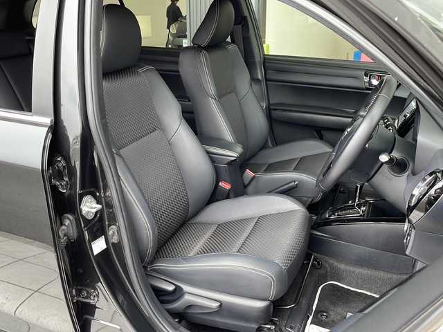 トヨタ カローラ フィールダー 1．5G ダブルバイビー 愛知県 2016(平28)年 4.5万km ブラックマイカ 衝突軽減システム/純正ナビ/フルセグ/CD DVD/Bluetooth/バックカメラ/コーナーセンサー/純正アルミホイール/LEDヘッドライト/オートマチックハイビーム/ドライブレコーダー/ETC/ステアリングスイッチ/スマートキー/プッシュスタート