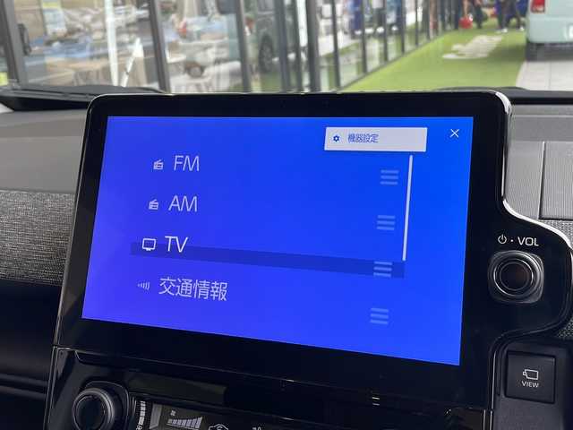 トヨタ シエンタ Z 愛知県 2023(令5)年 1.1万km ホワイトパールクリスタルシャイン 衝突被害軽減ブレーキ/純正10.5インチディスプレイオーディオ（ナビあり）/全方位カメラ/両側パワースライドドア/レーダークルーズコントロール/シートヒーター/フルセグTV/Bluetooth/バックカメラ/コーナーセンサー/ブラインドスポットモニター/LEDヘッドライト/ステアリングヒーター/オートマチックハイビーム/ETC/ステアリングスイッチ/スマートキー/プッシュスタート