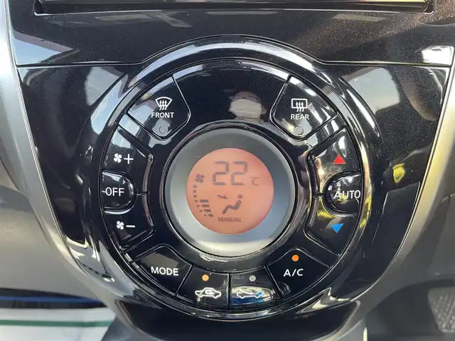日産 ノート e-パワーオーテック スポーツスペック 青森県 2019(令1)年 6.1万km ブリリアントホワイトパール 社外SDナビ/(フルセグTV/CD/SD/USB//Bluetooth/ipod/FMAM)/全方位カメラ/ドライブレコーダー/エンジンスターター/AUTECH純正ホイール/AUTECH純正ドアバイザー/純正フロアマット/スペアキー/横滑り防止/衝突軽減装置/レーンアシスト