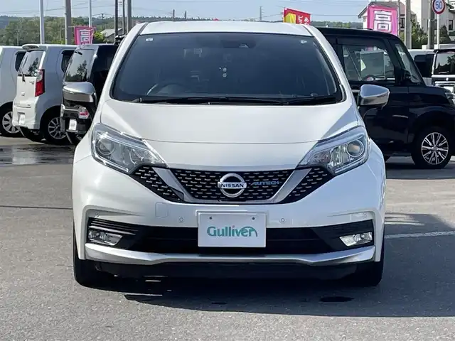 日産 ノート e-パワーオーテック スポーツスペック 青森県 2019(令1)年 6.1万km ブリリアントホワイトパール 社外SDナビ/(フルセグTV/CD/SD/USB//Bluetooth/ipod/FMAM)/全方位カメラ/ドライブレコーダー/エンジンスターター/AUTECH純正ホイール/AUTECH純正ドアバイザー/純正フロアマット/スペアキー/横滑り防止/衝突軽減装置/レーンアシスト