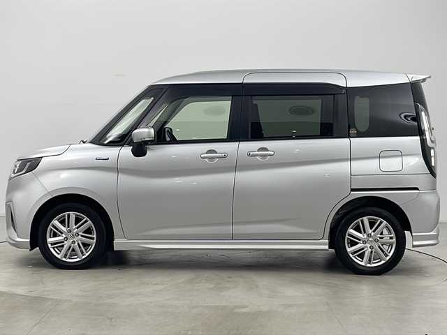 スズキ ソリオ HV MZ 道央・札幌 2022(令4)年 2万km スターシルバーメタリック ・4WD/・寒冷地仕様/・純正ナビTV/BT/USB/CD/DVD/・apple carplay/・Android Auto/・全方位モニター/・両側パワースライドドア/・純正15インチアルミホイール/・スズキセーフティサポート/・デュアルカメラブレーキサポート/・誤発進抑制機能/・車線逸脱警報機能/・ふらつき警報機能/・コーナーセンサー/・オートライト/・アダプティクルーズコントロール/・カラーヘッドアップディスプレイ/・D/Nシートヒーター /・革巻きステアリング/・社外AW付き冬タイヤ積込/・フルフラットシート/・ETC
