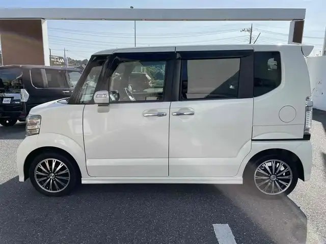 ホンダ Ｎ ＢＯＸ カスタム G ターボ Aパッケージ 千葉県 2014(平26)年 10.2万km プレミアムホワイトパール (株)IDOMが運営する【じしゃロン八千代店】の自社ローン専用車両になります。こちらは現金またはオートローンご利用時の価格です。自社ローンご希望の方は別途その旨お申付け下さい/両側パワースライドドア/純正ナビ/バックカメラ