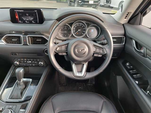 マツダ ＣＸ－５ XD Lパッケージ 東京都 2019(平31)年 3.3万km スノーフレイクホワイトパールマイカ 純正ナビ/純正アルミホイール/Bluetooth/レザーシート/アダプティブクルーズコントロール/アラウンドビューモニター/ヘッドアップディスプレイ/LEDヘッドライト/パワーバックドア/コーナーセンサー/衝突軽減ブレーキ/ETC/パワーシート/プッシュスタート/キーレスエントリー