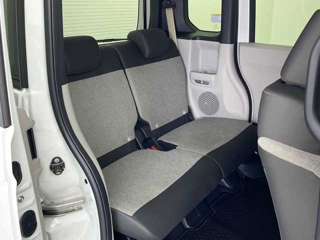 ホンダ Ｎ ＢＯＸ 群馬県 2024(令6)年 0.6万km プラチナホワイトパール ナビ　フルセグＴＶ　バックカメラ　片側電動スライドドア　衝突被害軽減ブレーキ　レーンアシスト　アダプティブクルーズコントロール　クリアランスソナー　オートハイビーム　ＬＥＤ　ＥＴＣ　スマートキー　禁煙