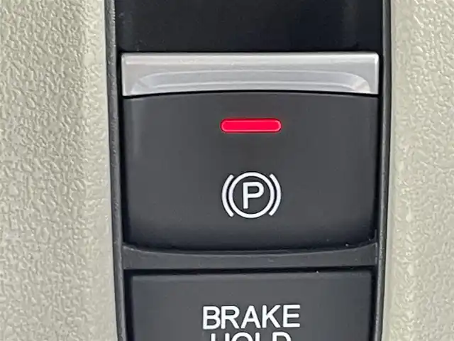 ホンダ Ｎ ＢＯＸ 群馬県 2024(令6)年 0.6万km プラチナホワイトパール ナビ　フルセグＴＶ　バックカメラ　片側電動スライドドア　衝突被害軽減ブレーキ　レーンアシスト　アダプティブクルーズコントロール　クリアランスソナー　オートハイビーム　ＬＥＤ　ＥＴＣ　スマートキー　禁煙