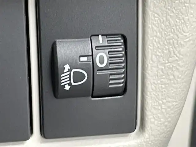 ホンダ Ｎ ＢＯＸ 群馬県 2024(令6)年 0.6万km プラチナホワイトパール ナビ　フルセグＴＶ　バックカメラ　片側電動スライドドア　衝突被害軽減ブレーキ　レーンアシスト　アダプティブクルーズコントロール　クリアランスソナー　オートハイビーム　ＬＥＤ　ＥＴＣ　スマートキー　禁煙