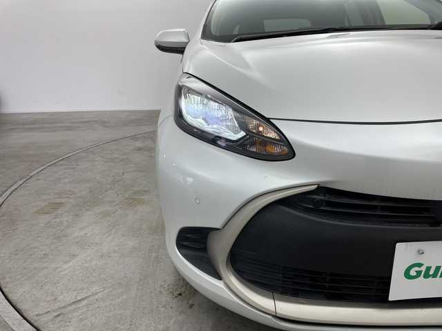 トヨタ アクア G 群馬県 2022(令4)年 4.3万km プラチナホワイトパールマイカ 純正ナビ　バックカメラ　アダプティブクルーズコントロール　レーンキープアシスト　オートマチックハイビーム　衝突被害軽減ブレーキ　ドライブレコーダー　クリアランスソナー　ＥＴＣ　ＬＥＤライト　禁煙車