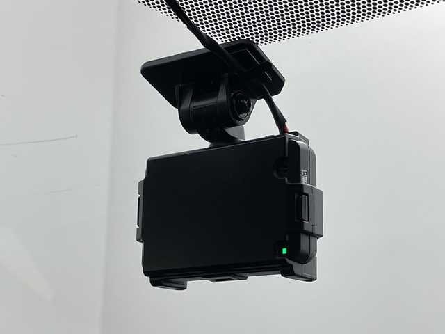 トヨタ アクア G 群馬県 2022(令4)年 4.3万km プラチナホワイトパールマイカ 純正ナビ　バックカメラ　アダプティブクルーズコントロール　レーンキープアシスト　オートマチックハイビーム　衝突被害軽減ブレーキ　ドライブレコーダー　クリアランスソナー　ＥＴＣ　ＬＥＤライト　禁煙車