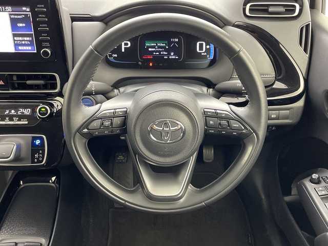 トヨタ アクア G 群馬県 2022(令4)年 4.3万km プラチナホワイトパールマイカ 純正ナビ　バックカメラ　アダプティブクルーズコントロール　レーンキープアシスト　オートマチックハイビーム　衝突被害軽減ブレーキ　ドライブレコーダー　クリアランスソナー　ＥＴＣ　ＬＥＤライト　禁煙車