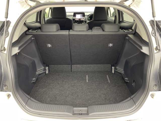 トヨタ アクア G 群馬県 2022(令4)年 4.3万km プラチナホワイトパールマイカ 純正ナビ　バックカメラ　アダプティブクルーズコントロール　レーンキープアシスト　オートマチックハイビーム　衝突被害軽減ブレーキ　ドライブレコーダー　クリアランスソナー　ＥＴＣ　ＬＥＤライト　禁煙車