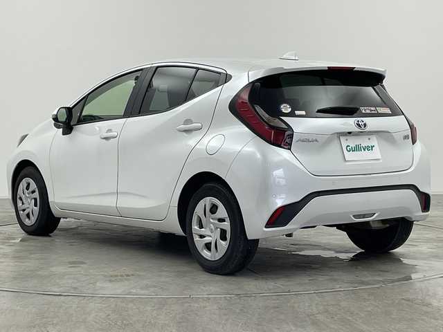 トヨタ アクア G 群馬県 2022(令4)年 4.3万km プラチナホワイトパールマイカ 純正ナビ　バックカメラ　アダプティブクルーズコントロール　レーンキープアシスト　オートマチックハイビーム　衝突被害軽減ブレーキ　ドライブレコーダー　クリアランスソナー　ＥＴＣ　ＬＥＤライト　禁煙車