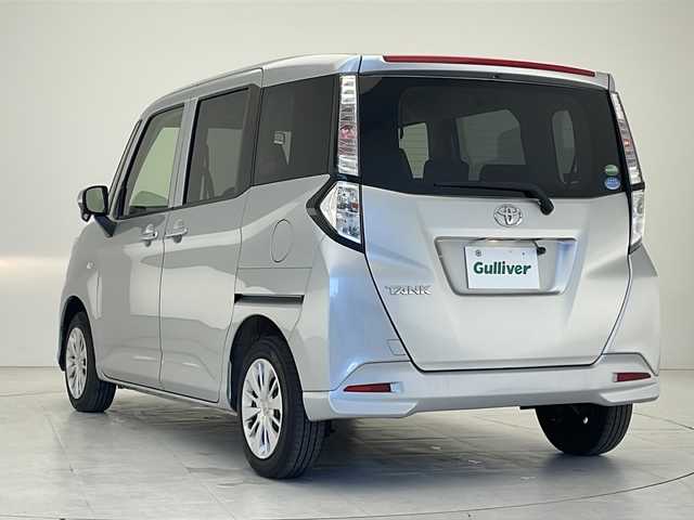 トヨタ タンク X 沖縄県 2020(令2)年 7.6万km ブライトシルバーM 社外メモリナビ（AVIC-RZ403）/　CD/DVD/USB/Bluetooth/バックカメラ/ビルトインETC/片側パワースライドドア/横滑り防止装置/アイドリングストップ/オートライト/社外フロアマット/プッシュスタート/スマートキ―/保証書/取扱説明書