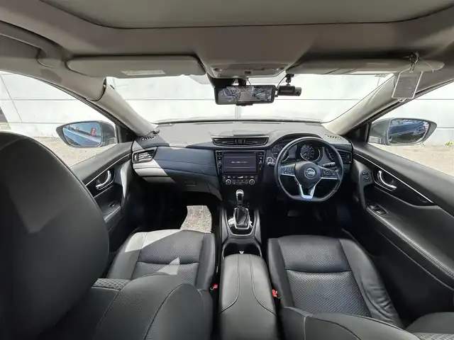 日産 エクストレイル 20Xi Vセレクション 千葉県 2021(令3)年 4.3万km ダイヤモンドブラック ガラスルーフ/プロパイロット/・衝突軽減ブレーキ/レーンキープアシスト/・レーダークルーズコントロール/オートハイビーム/・ブラインドスポットモニター/クリアランスソナー/純正SDナビ/・フルセグ/BT/DVD/CD/全方位カメラ/ステアリングスイッチ/ETC/ハンズフリーパワーバックドア/電動パーキングブレーキ/ブレーキホールド/LEDヘッドライト/オートライト/フォグライト/スマートキー/プッシュスタート/フロアマット/純正18インチAW