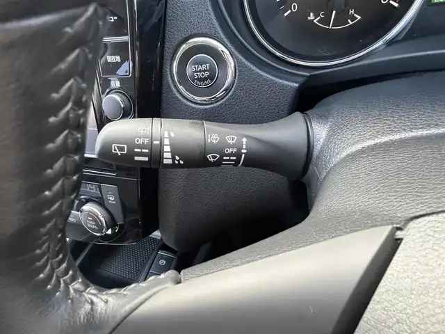日産 エクストレイル 20Xi Vセレクション 千葉県 2021(令3)年 4.3万km ダイヤモンドブラック ガラスルーフ/プロパイロット/・衝突軽減ブレーキ/レーンキープアシスト/・レーダークルーズコントロール/オートハイビーム/・ブラインドスポットモニター/クリアランスソナー/純正SDナビ/・フルセグ/BT/DVD/CD/全方位カメラ/ステアリングスイッチ/ETC/ハンズフリーパワーバックドア/電動パーキングブレーキ/ブレーキホールド/LEDヘッドライト/オートライト/フォグライト/スマートキー/プッシュスタート/フロアマット/純正18インチAW