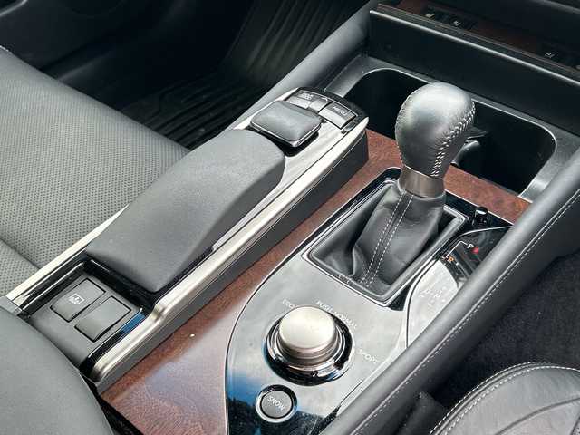 レクサス ＧＳ 250 Iパッケージ 千葉県 2012(平24)年 4.6万km ブラック エアロ　サンルーフ　黒革シート　ナビ　バックカメラ　マークレビンソン　ＥＴＣ　エアシート　シートヒーター　パワーシート ＰＣＳ　ＬＫＡ　ＡＨＢ クルコン ウッドコンビハンドル ドラレコ パドルシフト